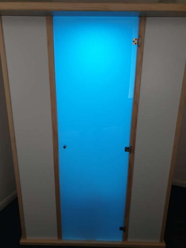 Salt booth full side panels with recliner - Opaque Door - Turquoise Light setting